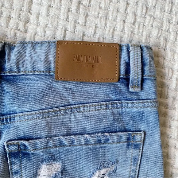 Zara trafaluc denim distressed hi-rise raw hem jean shorts acid light wash sz 00 - Picture 2 of 6